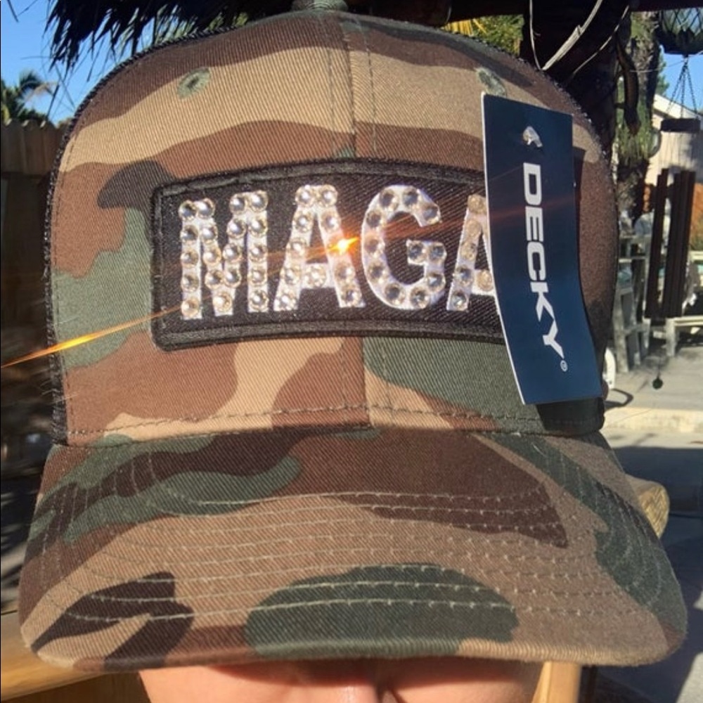 CUSTOM MAGA TRUCKER HAT